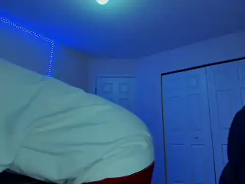 Snapshot of HappyIva chatting on March 2025 11:08:02 AM HappyIva online show from March 2025 11:08:02 AM