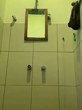 Snapshot of GoloZeusMax chatting on January 2025 09:36:01 PM GoloZeusMax online show from January 2025 09:36:01 PM