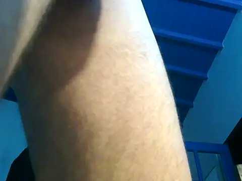 Snapshot of GoloZeusMax chatting on November 2025 10:45:02 PM GoloZeusMax online show from November 2025 10:45:02 PM