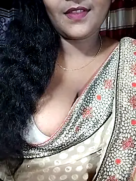 YERY HOT online show from October 2025 05:33:01 PM