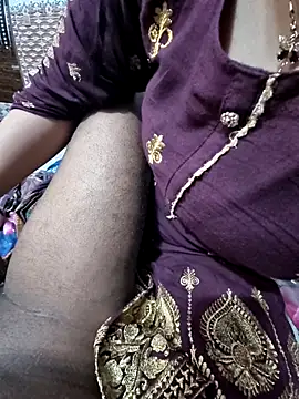 Hot Nila online show from March 2026 03:45:02 AM