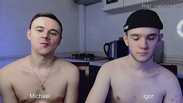 Snapshot of michael_sexdevil chatting on January 2025 03:58:01 PM michael sexdevil online show from January 2025 03:58:01 PM