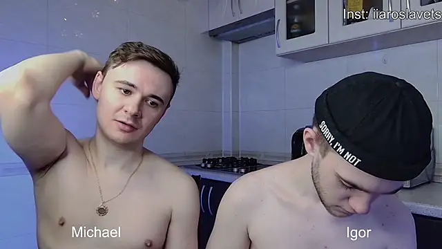 Snapshot of michael_sexdevil chatting on January 2025 12:11:02 PM michael sexdevil online show from January 2025 12:11:02 PM