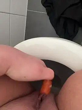 Snapshot of bigfatpussy28 chatting on March 2026 07:53:01 AM bigfatpussy28 online show from March 2026 07:53:01 AM