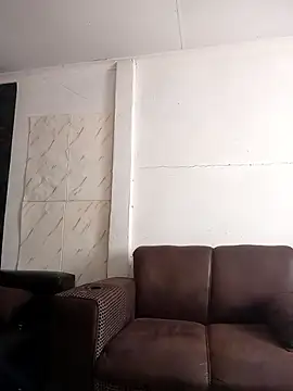 dadyd01 online show from April 2026 10:32:02 AM