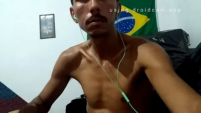 MagrinhoSaradoo online show from March 2025 10:15:02 PM