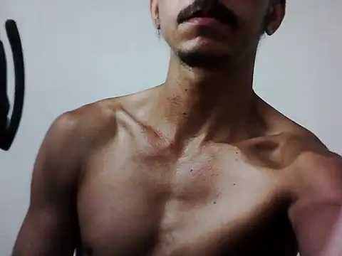 MagrinhoSaradoo online show from November 2025 01:19:01 AM