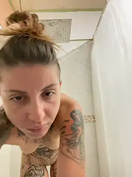 Izy cute  online show from March 2026 02:08:02 AM