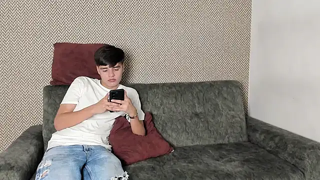 jhoseth sexxx18 online show from February 2025 07:11:01 PM