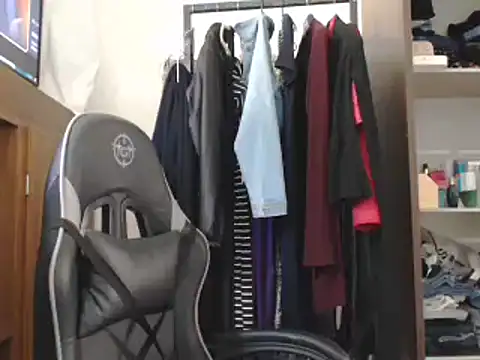 loirascorpio online show from January 2025 05:33:02 PM