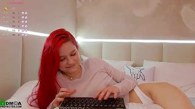 Snapshot of Rina_Red chatting on January 2025 12:57:02 PM Rina Red online show from January 2025 12:57:02 PM