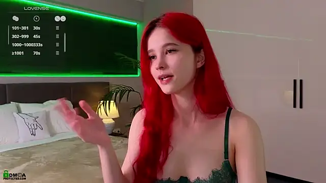 Snapshot of Rina_Red chatting on September 2025 01:39:02 AM Rina Red online show from September 2025 01:39:02 AM