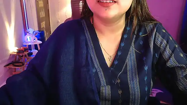 Snapshot of Mitikaa chatting on May 2026 01:27:02 PM Mitikaa online show from May 2026 01:27:02 PM