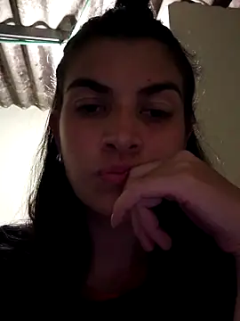 blue and whithe online show from April 2026 12:52:01 AM