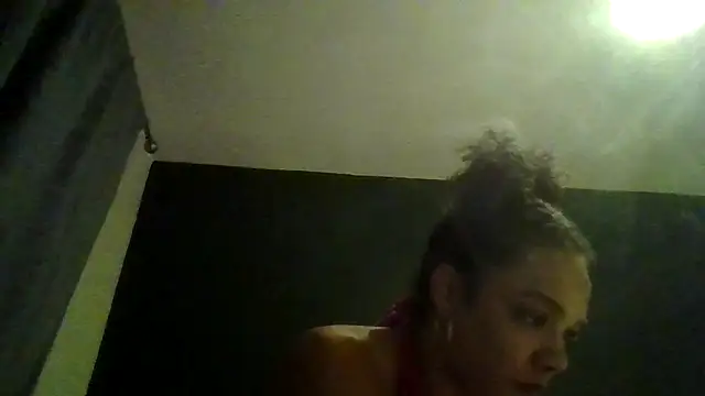 Snapshot of Porsha-Essex chatting on January 2025 06:56:01 PM Porsha-Essex online show from January 2025 06:56:01 PM