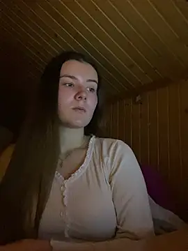 Snapshot of mewKate chatting on January 2025 08:00:01 PM mewKate online show from January 2025 08:00:01 PM