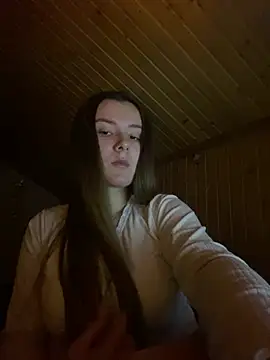 Snapshot of mewKate chatting on February 2025 06:40:02 PM mewKate online show from February 2025 06:40:02 PM