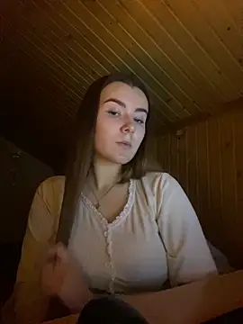 Snapshot of mewKate chatting on February 2025 07:00:01 PM mewKate online show from February 2025 07:00:01 PM