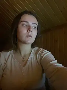 Snapshot of mewKate chatting on February 2025 07:59:02 PM mewKate online show from February 2025 07:59:02 PM