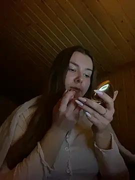 Snapshot of mewKate chatting on February 2025 05:21:01 PM mewKate online show from February 2025 05:21:01 PM