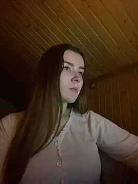 Snapshot of mewKate chatting on February 2025 06:43:01 PM mewKate online show from February 2025 06:43:01 PM