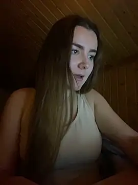 Snapshot of mewKate chatting on February 2025 05:39:02 PM mewKate online show from February 2025 05:39:02 PM