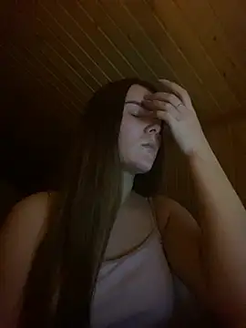 Snapshot of mewKate chatting on March 2025 11:37:01 PM mewKate online show from March 2025 11:37:01 PM