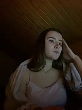 Snapshot of mewKate chatting on March 2025 06:55:01 PM mewKate online show from March 2025 06:55:01 PM