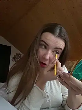 Snapshot of mewKate chatting on March 2025 04:11:01 PM mewKate online show from March 2025 04:11:01 PM