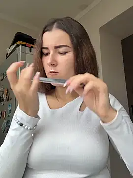 Snapshot of mewKate chatting on October 2025 08:24:02 AM mewKate online show from October 2025 08:24:02 AM