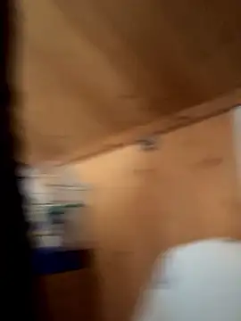 Snapshot of mewKate chatting on November 2025 10:10:02 AM mewKate online show from November 2025 10:10:02 AM