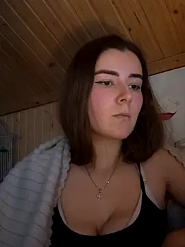 Snapshot of mewKate chatting on November 2025 02:06:02 PM mewKate online show from November 2025 02:06:02 PM