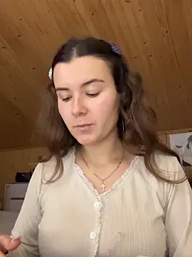 Snapshot of mewKate chatting on November 2025 02:43:02 PM mewKate online show from November 2025 02:43:02 PM