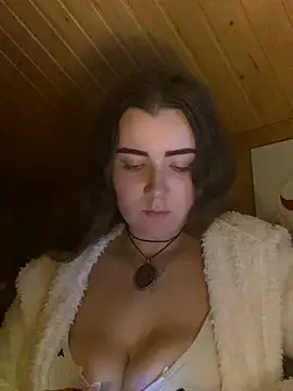 mewKate online show from May 2026 06:47:02 PM