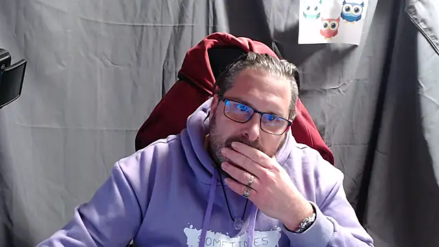 Snapshot of Streamlove77 chatting on January 2025 05:48:01 PM Streamlove77 online show from January 2025 05:48:01 PM