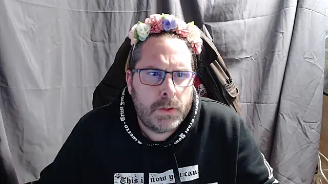 Snapshot of Streamlove77 chatting on February 2025 02:45:01 PM Streamlove77 online show from February 2025 02:45:01 PM