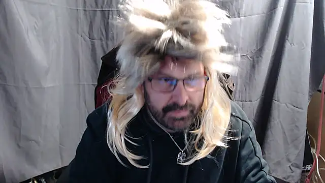 Snapshot of Streamlove77 chatting on February 2025 02:04:01 PM Streamlove77 online show from February 2025 02:04:01 PM