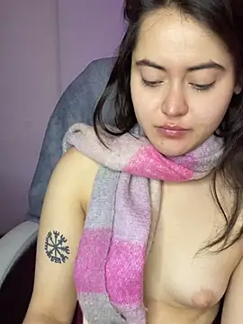 Camila pinkk online show from April 2026 02:24:01 PM