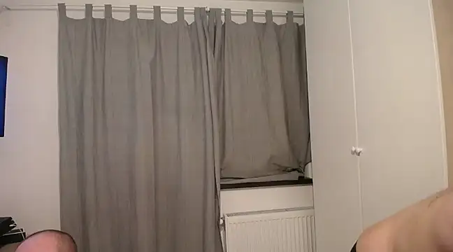 adryanyou46 online show from February 2025 06:05:01 PM