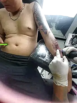 the queen of street online show from February 2025 09:25:02 PM