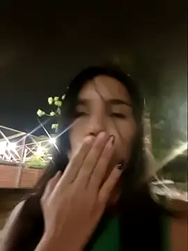 the queen of street online show from September 2025 03:52:02 AM