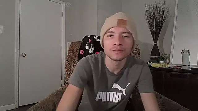 azzel19 online show from January 2025 07:37:01 PM