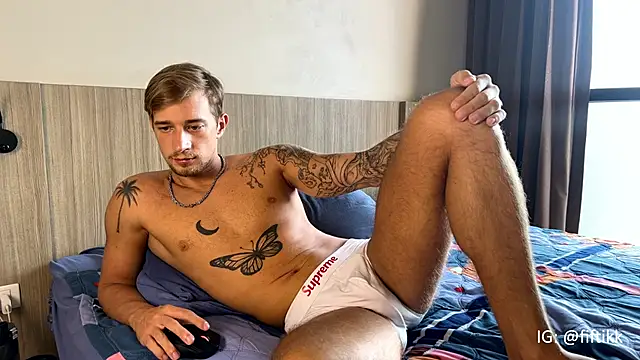 YourMarsLove online show from February 2025 01:34:02 AM