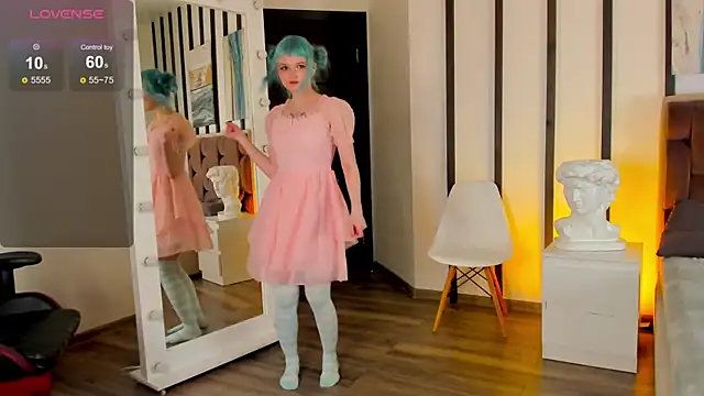 Snapshot of blue_nymph1 chatting on January 2025 10:25:02 AM blue nymph1 online show from January 2025 10:25:02 AM