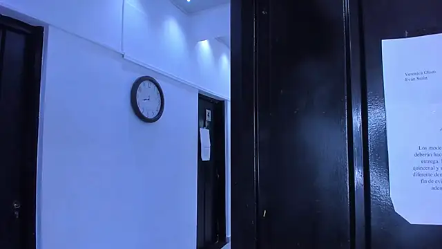 VeronicaOlson  online show from March 2025 11:50:01 AM