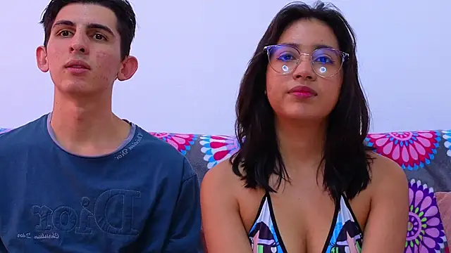 Ana and Leo online show from February 2025 03:41:02 PM