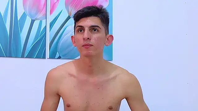 Ana and Leo online show from March 2025 04:30:01 PM