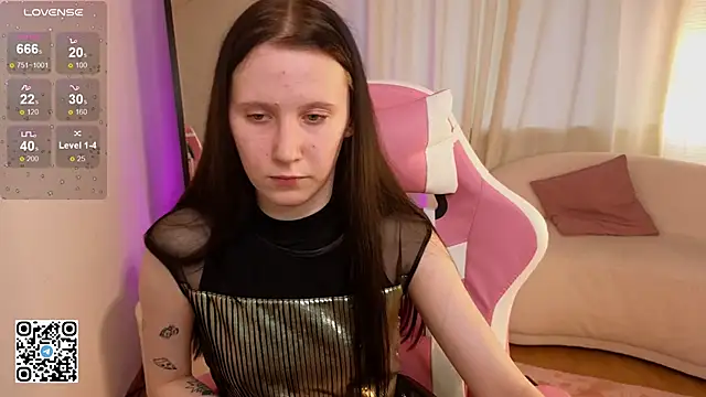 mon lola online show from February 2025 06:26:02 AM