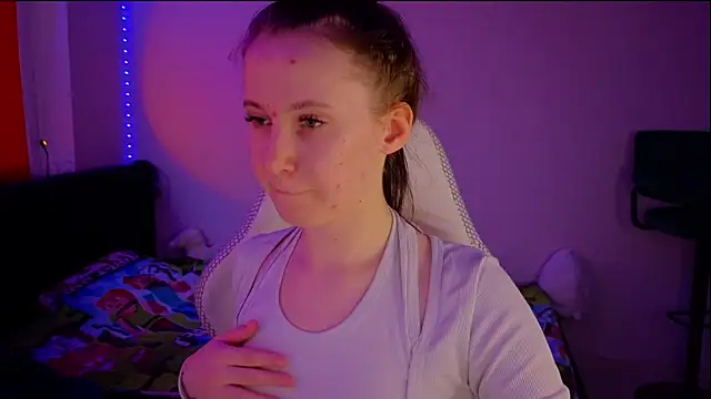 mon lola online show from March 2025 02:34:01 PM