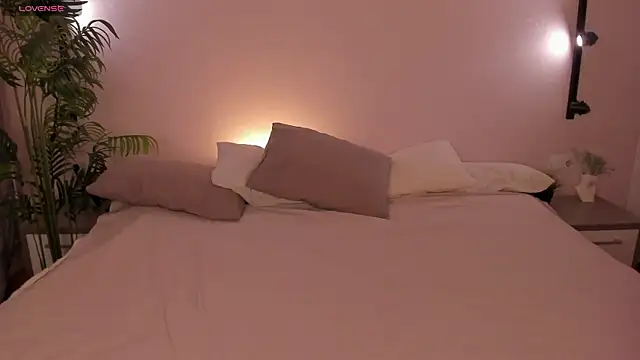 passi lover online show from November 2025 02:00:02 AM